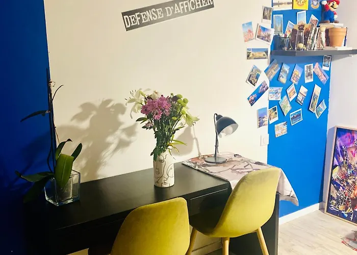 Du 게스트하우스